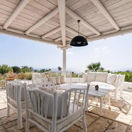Verdemare Complex Villa *